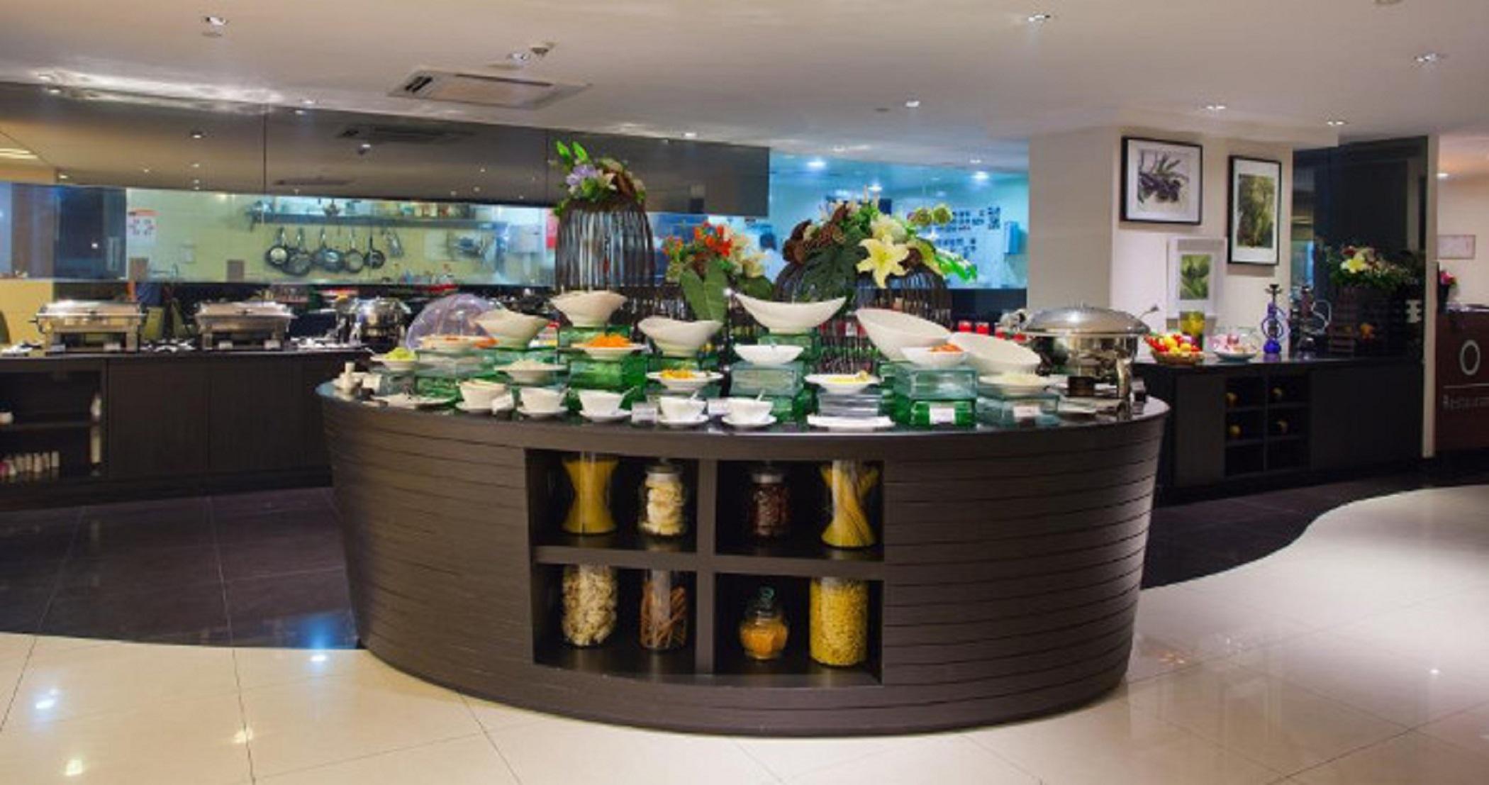Golden Tulip Mandison Suites Bangkok Dış mekan fotoğraf