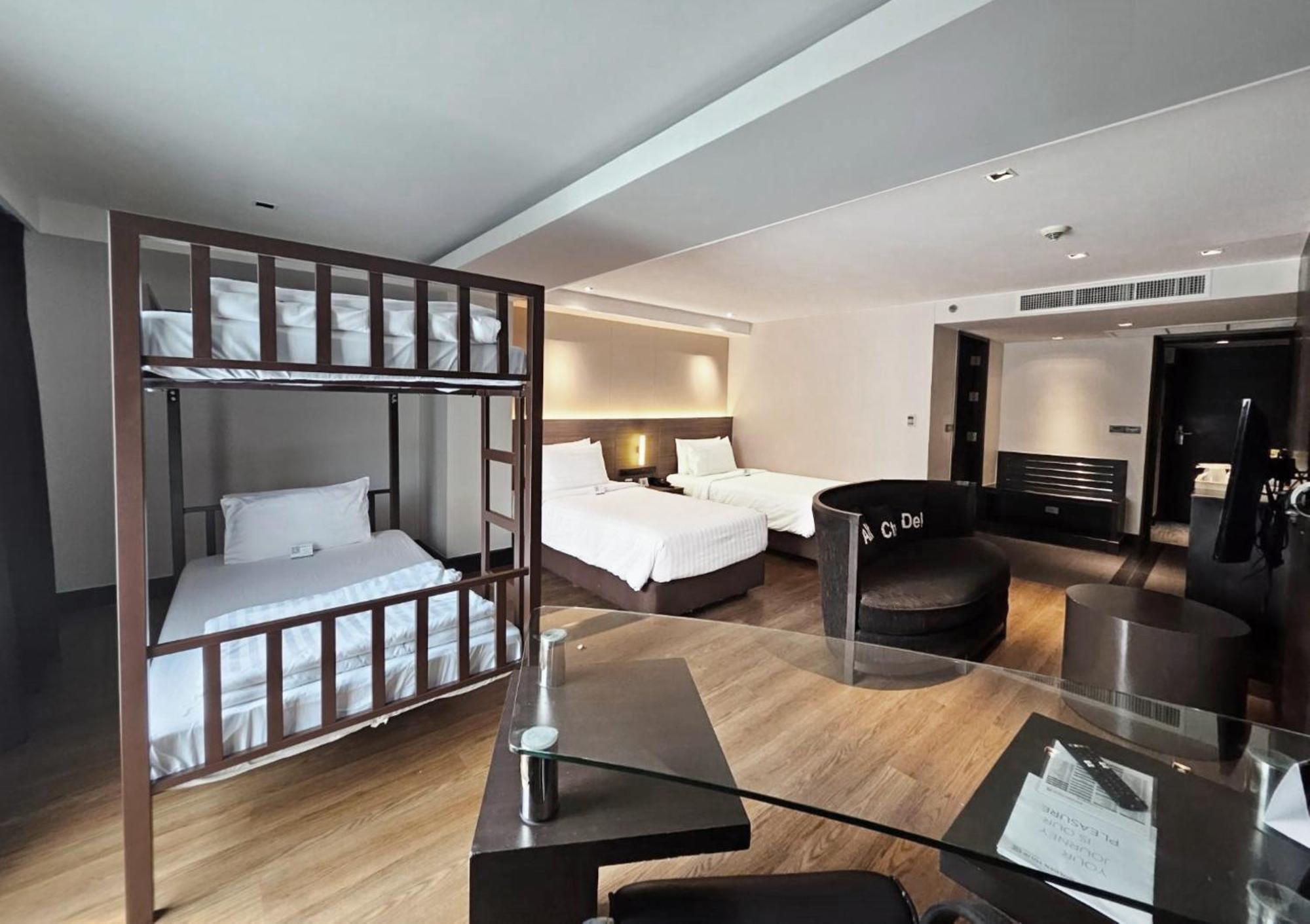 Golden Tulip Mandison Suites Bangkok Dış mekan fotoğraf