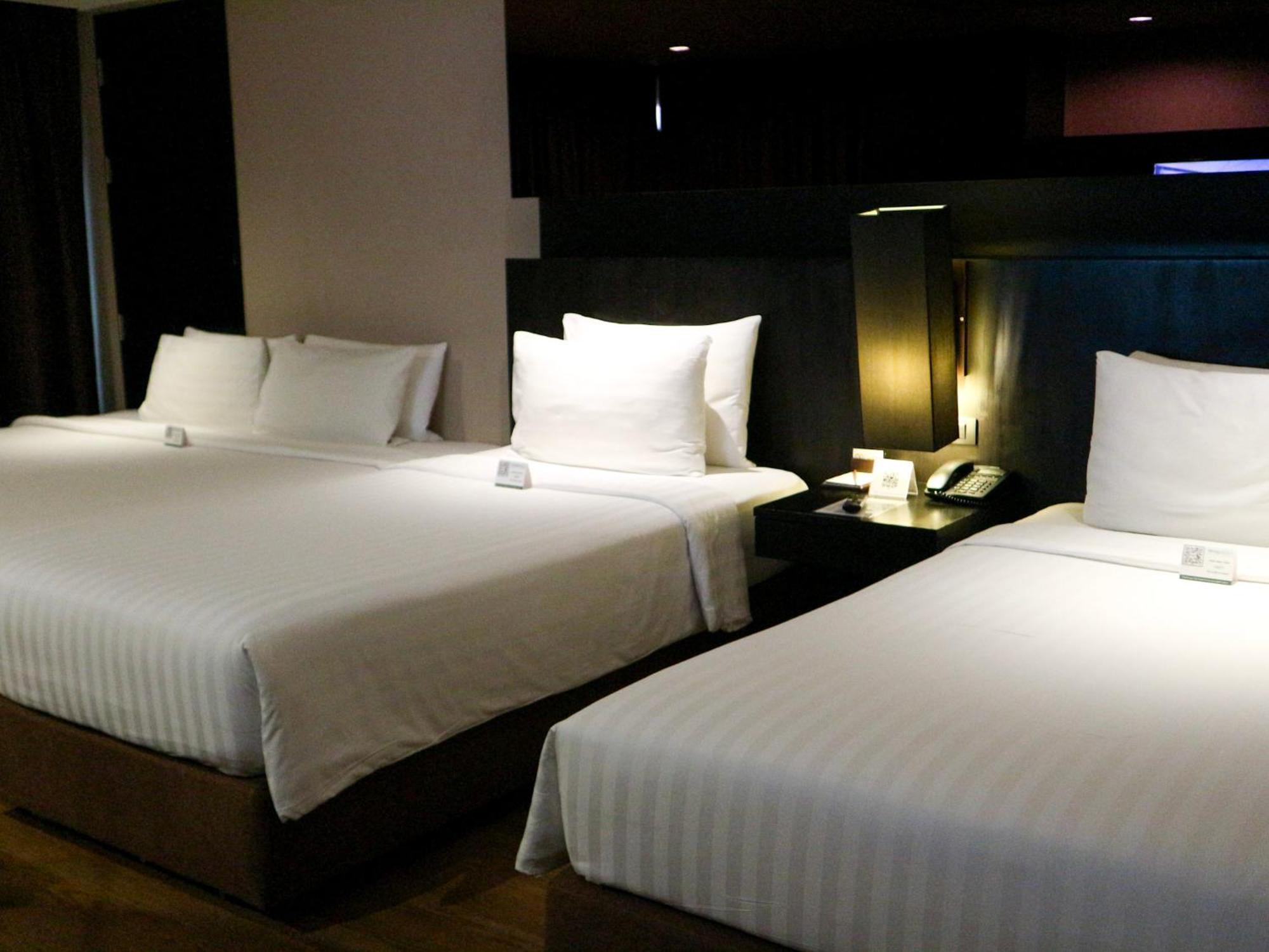 Golden Tulip Mandison Suites Bangkok Dış mekan fotoğraf