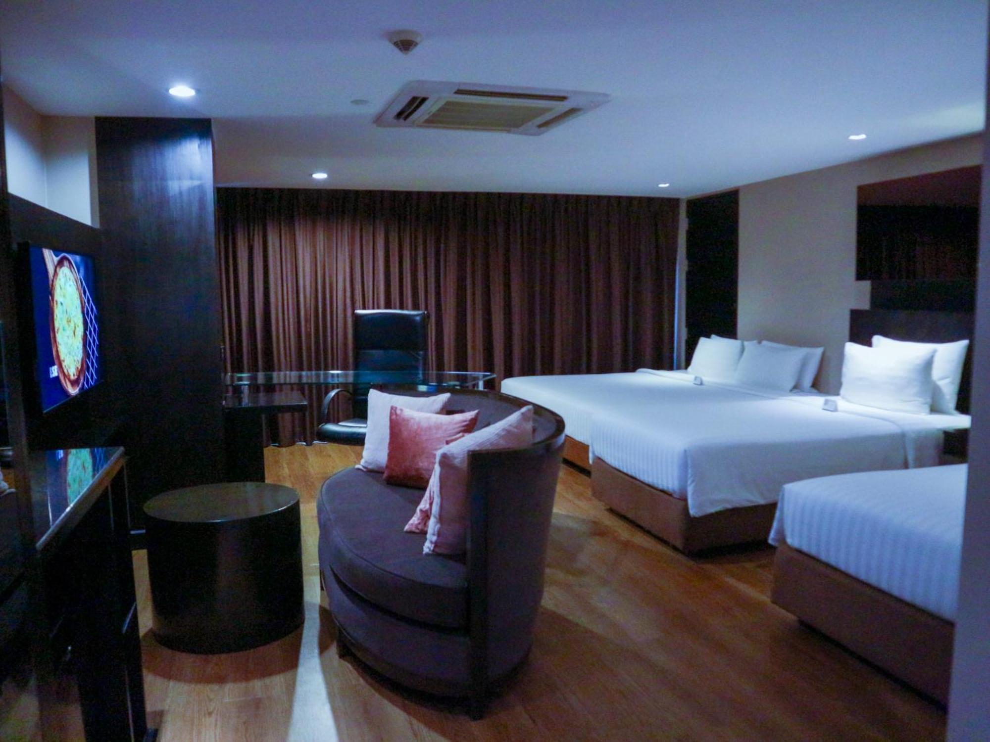 Golden Tulip Mandison Suites Bangkok Dış mekan fotoğraf