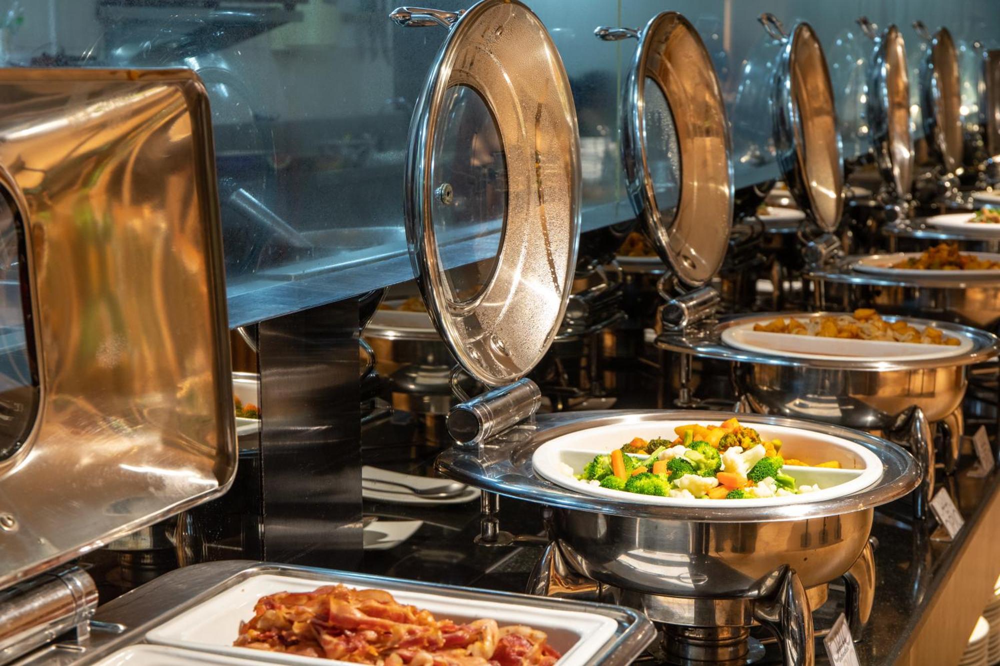 Golden Tulip Mandison Suites Bangkok Dış mekan fotoğraf